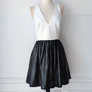 BLACK HALO White & Black Eyelet Sleeveless Dress 6